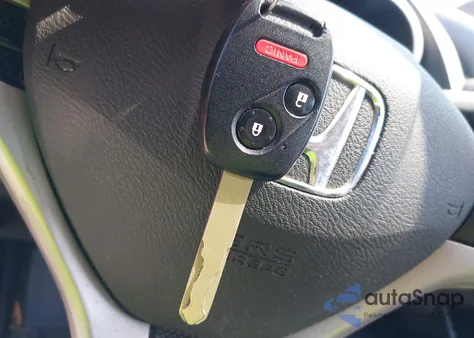 2013 Honda Fit z USA, uszkodzony, nr VIN JHMGE8H30DC072896